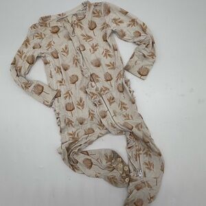 Ellalaine Floral Zip Up Front Soft Footies Sleeper  -- Size 12/18 months